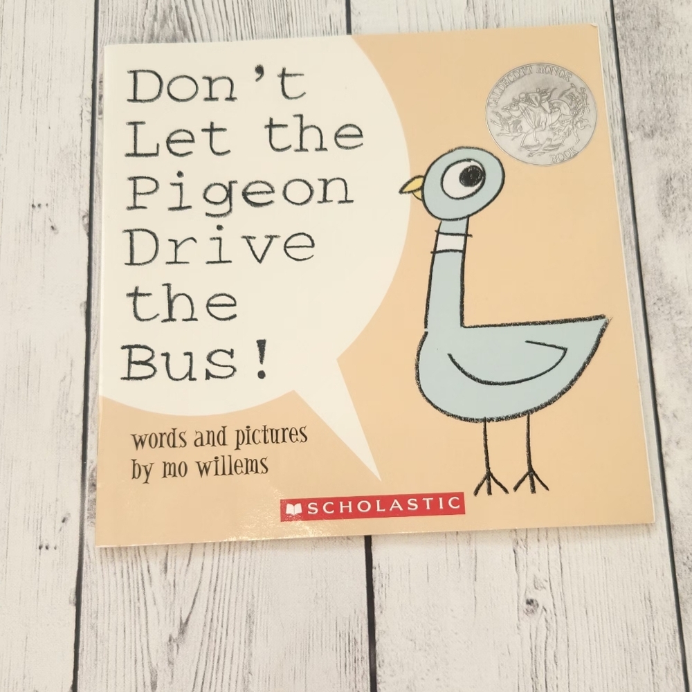 Scholastic Book "Dont Let The Pigeon Drive The Bus" By Mo Willems